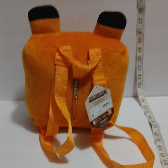 Minecraft Fox Plush Backpack - Picture 4 of 6